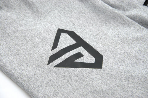 Permanent Silicone Branding: Features our signature 3D-raised silicone logo that’s heat-bonded to never fade, crack, or peel.